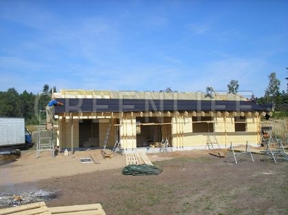 construction de la maison en bois en kit louisa